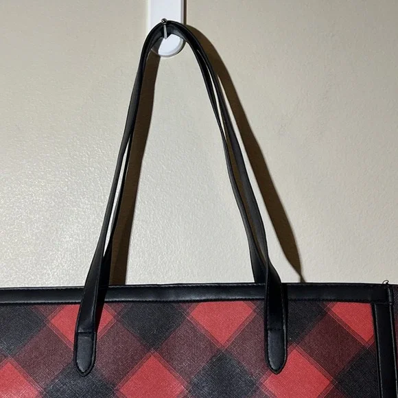 Victoria's Secret Open Top Weekender Holiday Black Red Plaid Women Tote Bag NWOT - Picture 4 of 12
